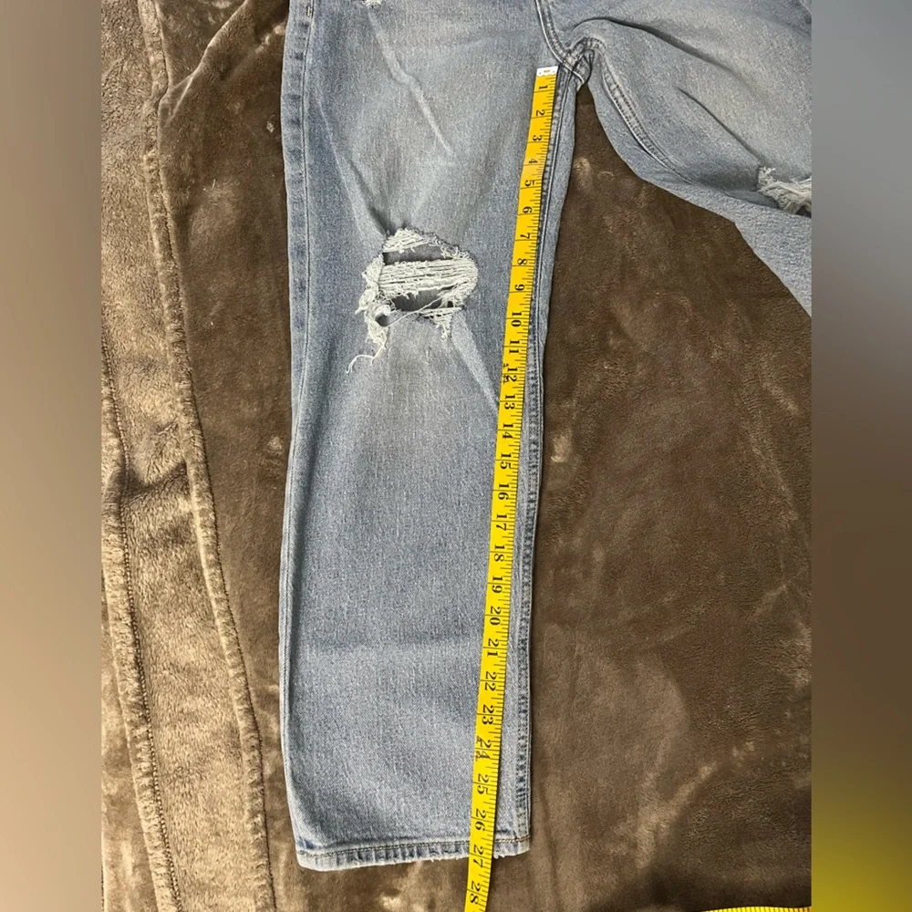 Old Navy Midrise Boyfriend Loose Jeans size 4 - Picture 7 of 13